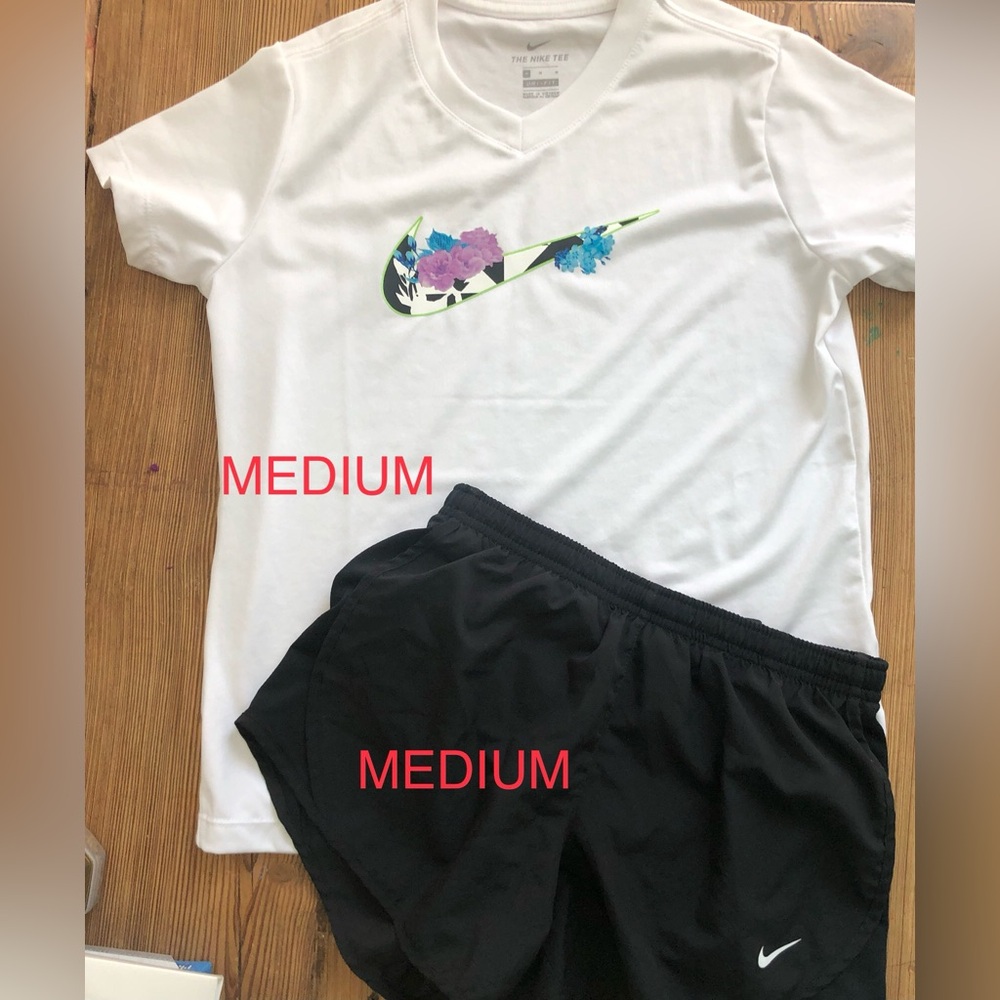 Nike set shirt shorts floral sz med youth girls